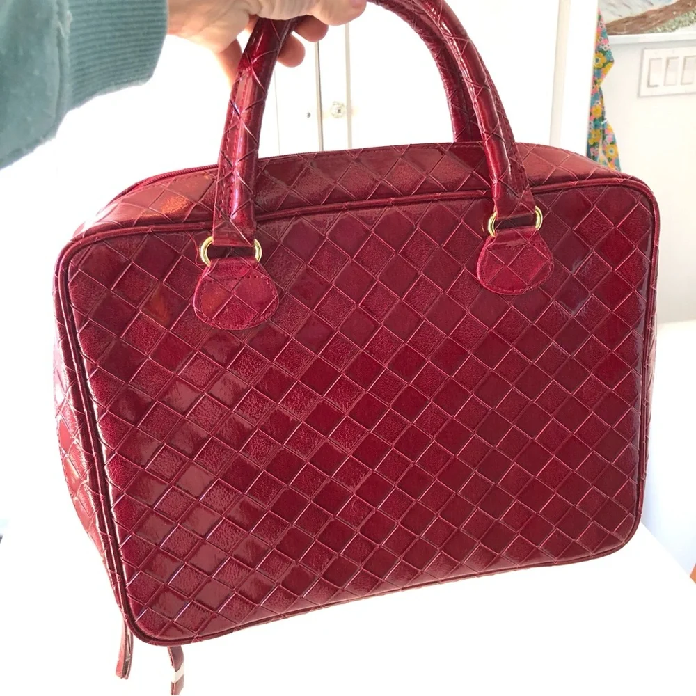 NWOT Estée Lauder Woven Burgundy Vanity Train Case Makeup Travel Laptop Bag